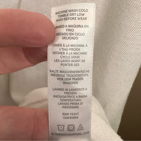 Alternative Apparel Hawkeyes Ringer Tee with Yellow Print Size XXL - Picture 5 of 6